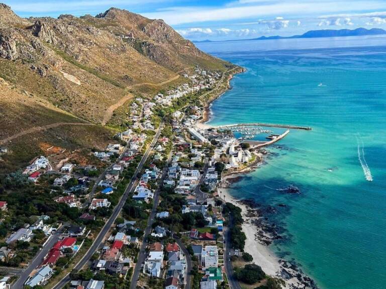 Aerial View towards Clarence Drive 768x576