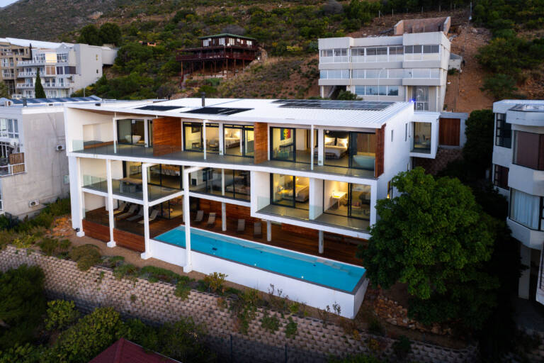 22 protea gordons bay 03 modern villa with exterior 768x512