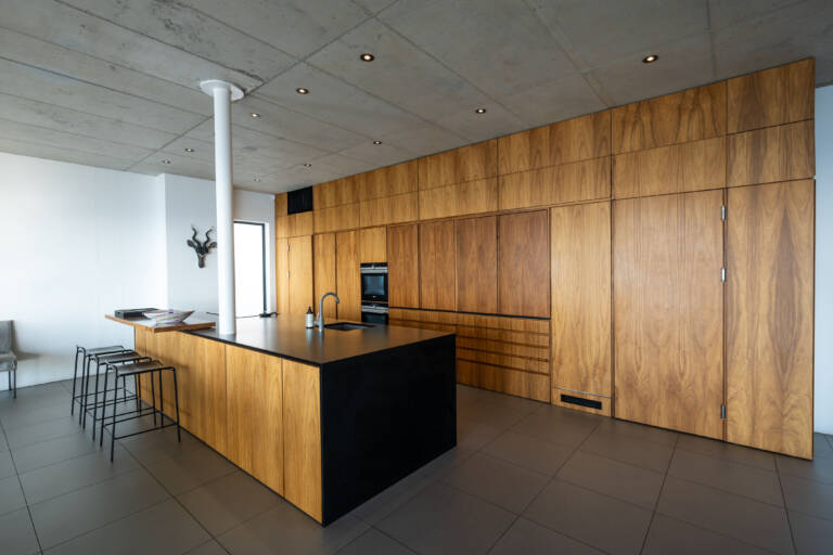 22 protea gordons bay 12 kitchen with hidden storage 768x512