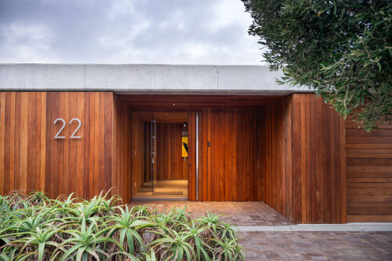 22 protea gordons bay 44 mountain side villa with luxury entrance 768x512