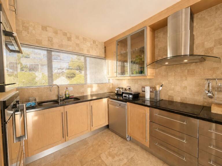 24 gordonia gordons bay 11 fully equipped kitchen with dishwasher 1 768x576