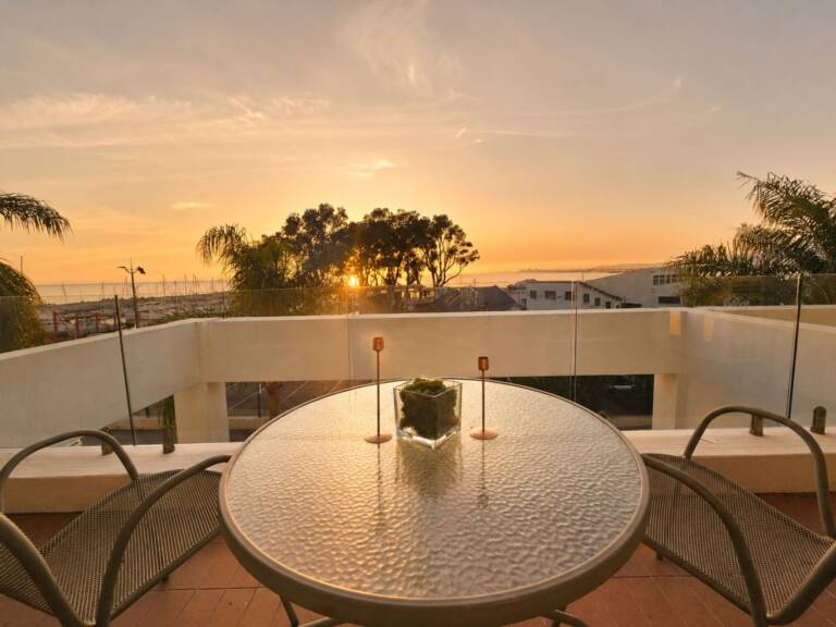 24 gordonia gordons bay 22 bedroom private balcony with sunset ocean view 768x576