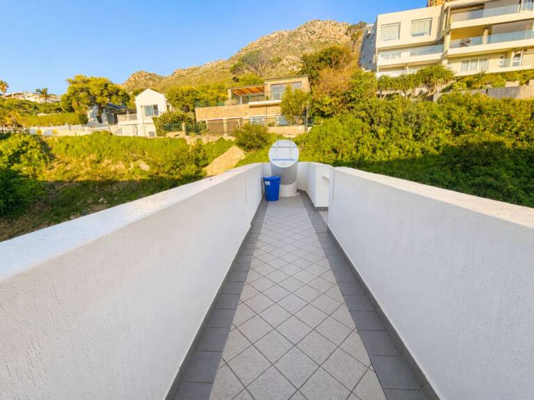 24 gordonia gordons bay 30 sea view holiday house with garbage dispenser 768x576