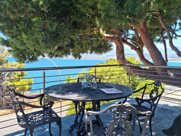 79 protea gordons bay 03 holiday home with outdoor dining 1 768x576