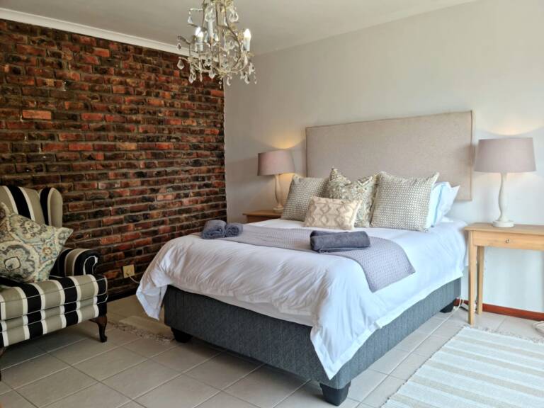 79 protea gordons bay 13 bedroom with sea view 1 768x576