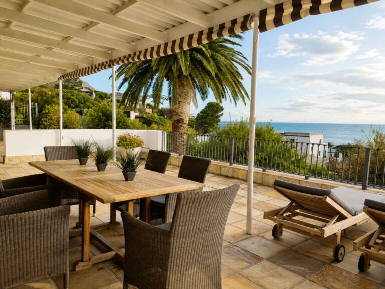 amazing view villa gordons bay 02 entertainment area with panoramic ocean views 768x576