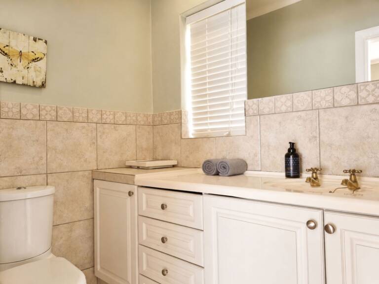 amazing view villa gordons bay 20 guest bathroom with wash basin 768x576