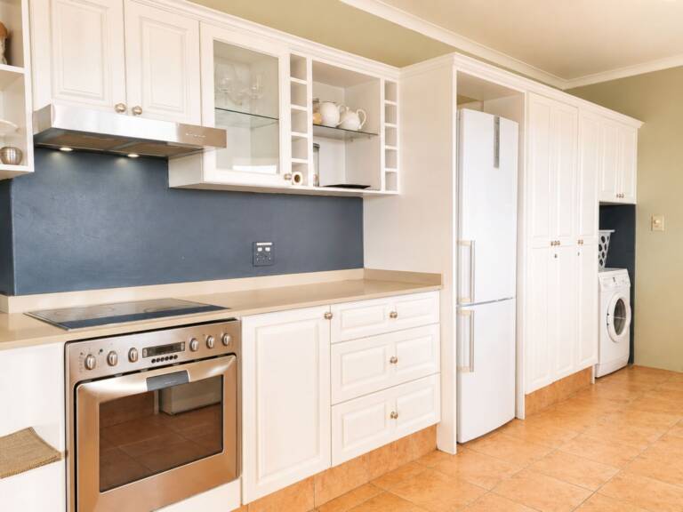 amazing view villa gordons bay 28 fully equipped kitchen with modern appliances 768x576