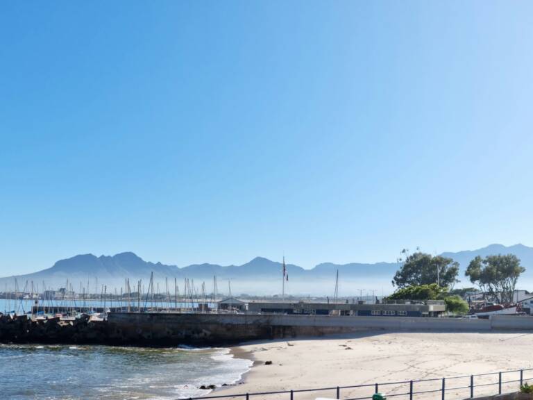 bikini beach holiday home gordons bay 03 veranda with beach view 768x576