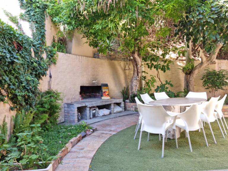 bikini beach holiday home gordons bay 05 braai with dining 768x576
