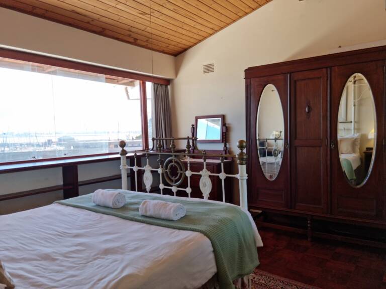 bikini beach holiday home gordons bay 08 bedroom with beach view 768x576