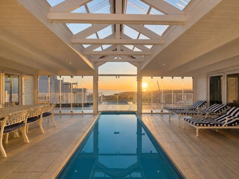 bolussi house gordons bay 01 6 bedroom holiday cottage with indoor pool 768x576