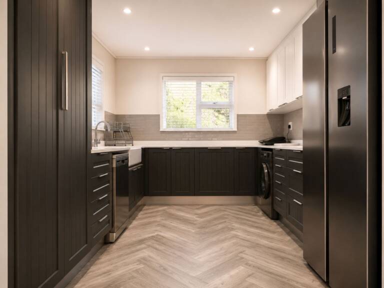 bolussi house gordons bay 12 modern kitchen with ample packing space 768x576