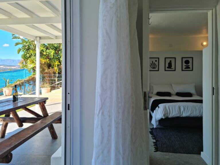 bostrand cottage gordons bay 09 one bedroom private suite with en suite bathroom 768x576