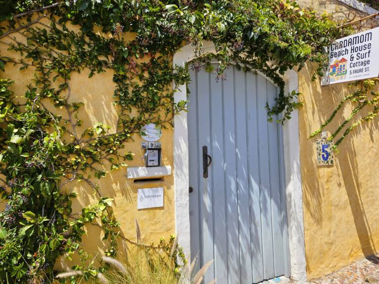 cardamom cottage gordons bay 03 unique self catering with private entrance 768x576