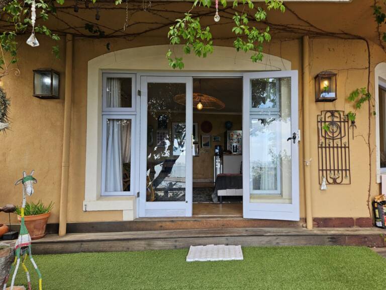 cardamom cottage gordons bay 06 self catering house with private entrance 768x576