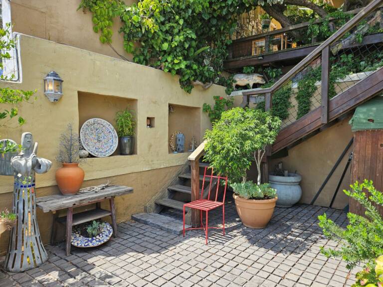 cardamom cottage gordons bay 25 seaside cottage with garden 768x576