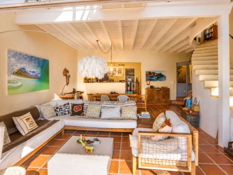 cardamom house gordons bay 05 holiday home with open plan living 768x576