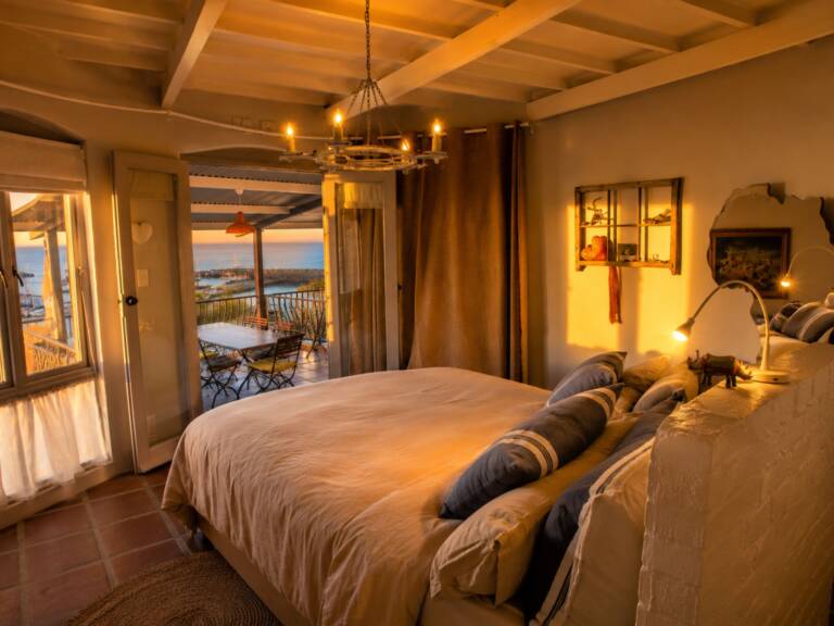 cardamom house gordons bay 14 bedroom with sea view 768x576