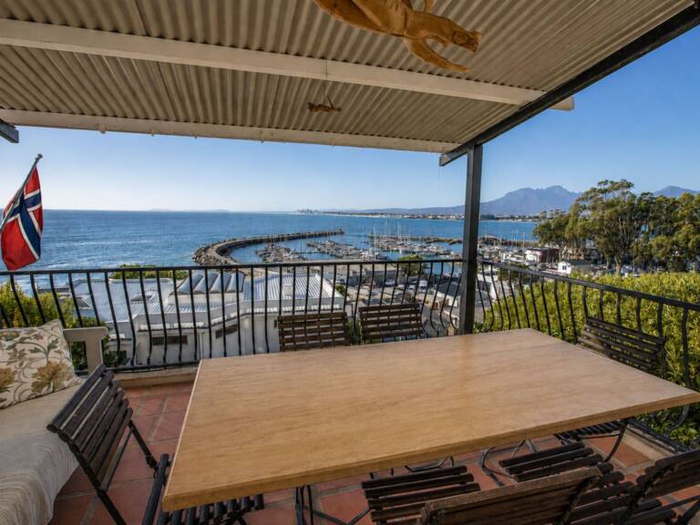 cardamom house gordons bay 16 charming self catering holiday house with sea view balcony 768x576