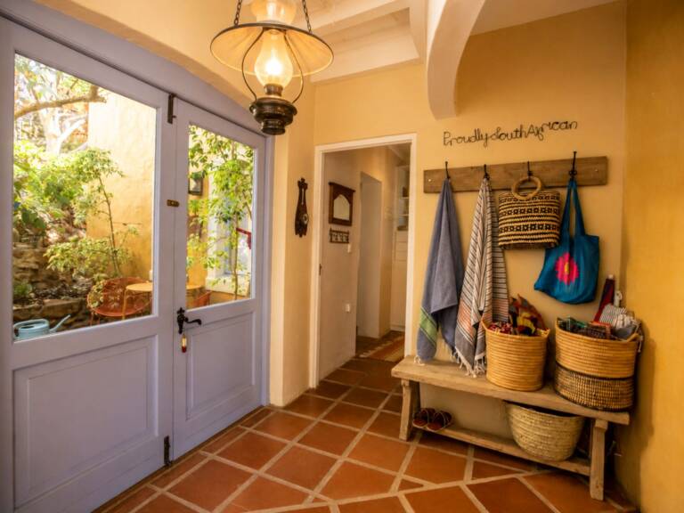 cardamom house gordons bay 26 charming holiday cottage with private entrance 768x576