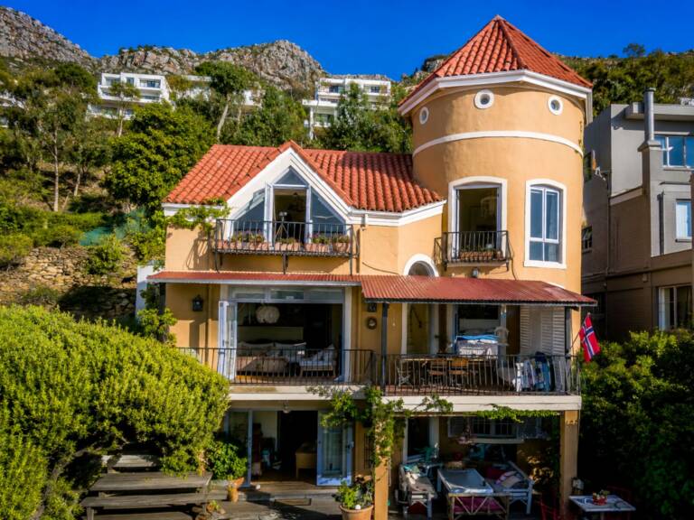 cardamom house gordons bay 30 holiday house with sleeps 4 in 2 bedrooms 768x576