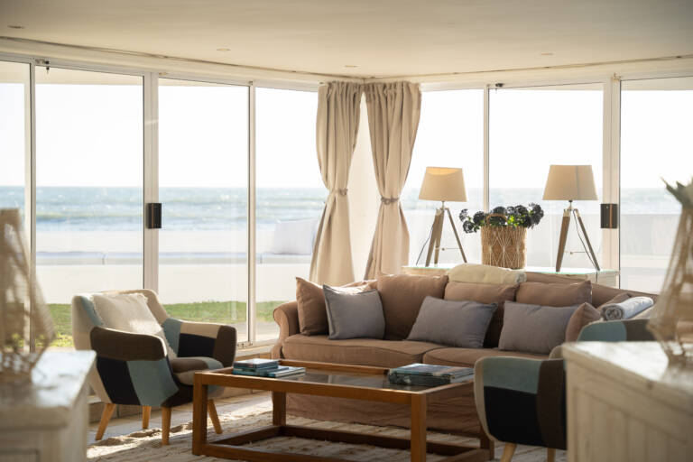 casa blanca gordons bay 02 living room with seaview 768x512