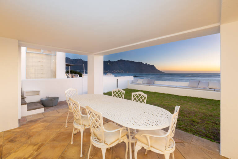 casa blanca gordons bay 34 beachfront with beach access 768x512