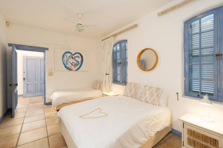 casa blue gordons bay 20 family room with group beds 768x512
