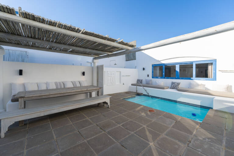 casa blue gordons bay 23 private courtyard with plunge pool 768x512