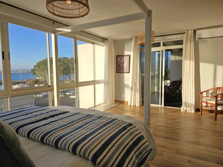 casita shonene gordons bay 13 bedroom with panoramic ocean views 768x576