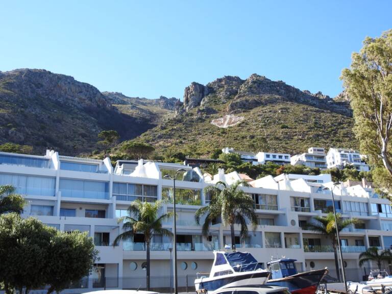 casita shonene gordons bay 22 central with self catering 768x576