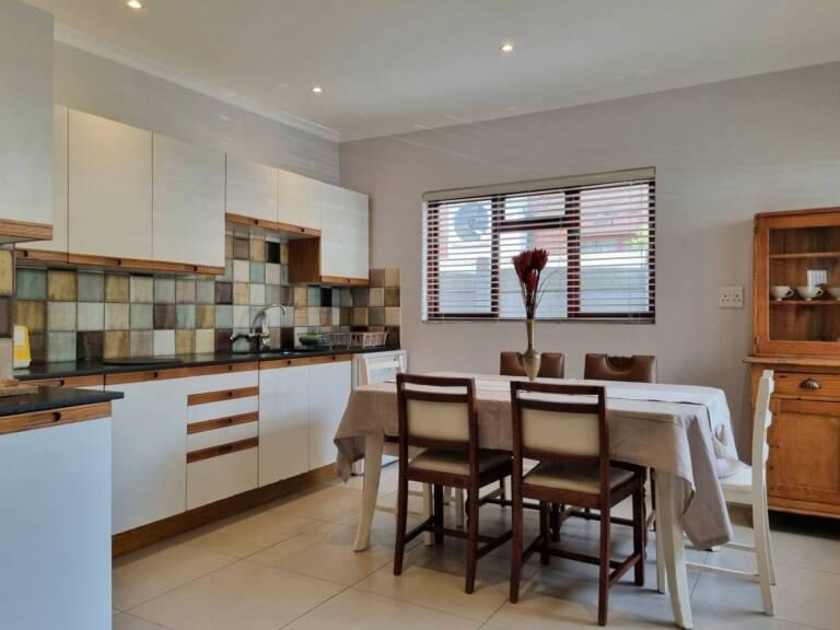 country beach house gordons bay 17 fully equipped with kitchen 768x576
