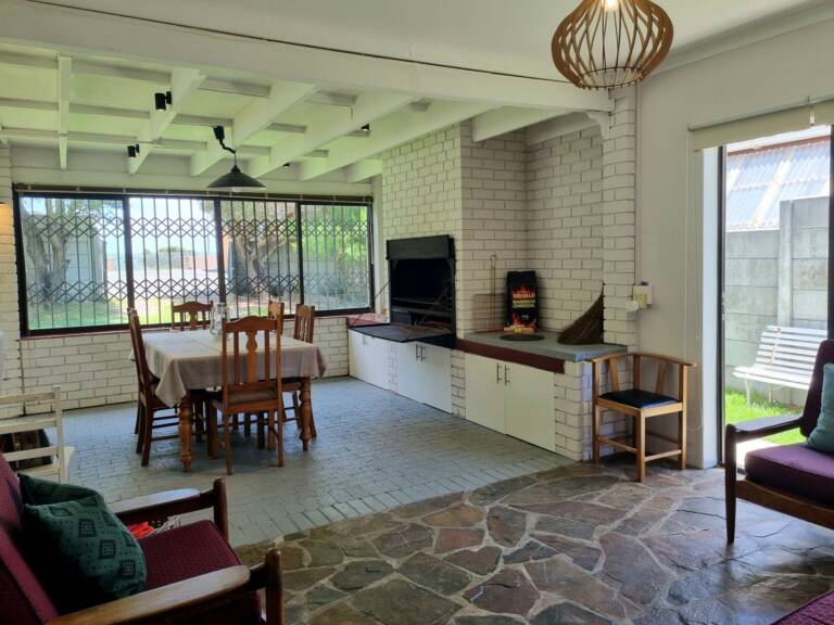 country beach house gordons bay 32 indoor braai with garden access 768x576