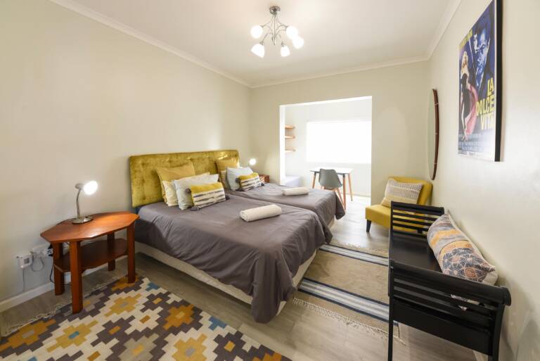 die badhuis gordons bay 13 bedroom with 2 single beds 768x513