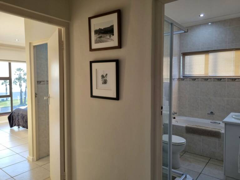 flat9 summer place gordons bay 13 2 bedrooms with 2 bathrooms 768x576