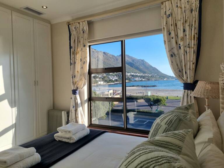 flat9 summer place gordons bay 15 bedroom with beach view 768x576