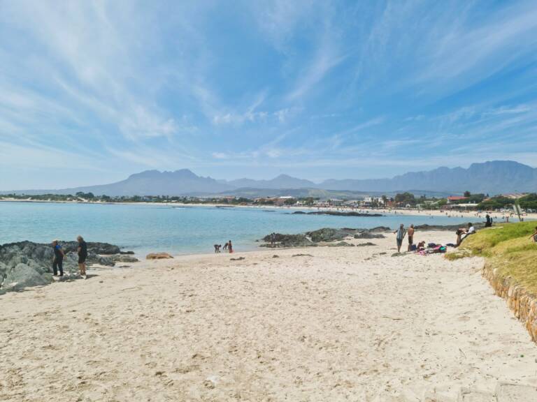 goldwater on beach gordons bay 20 beachfront self catering with beach access 768x576