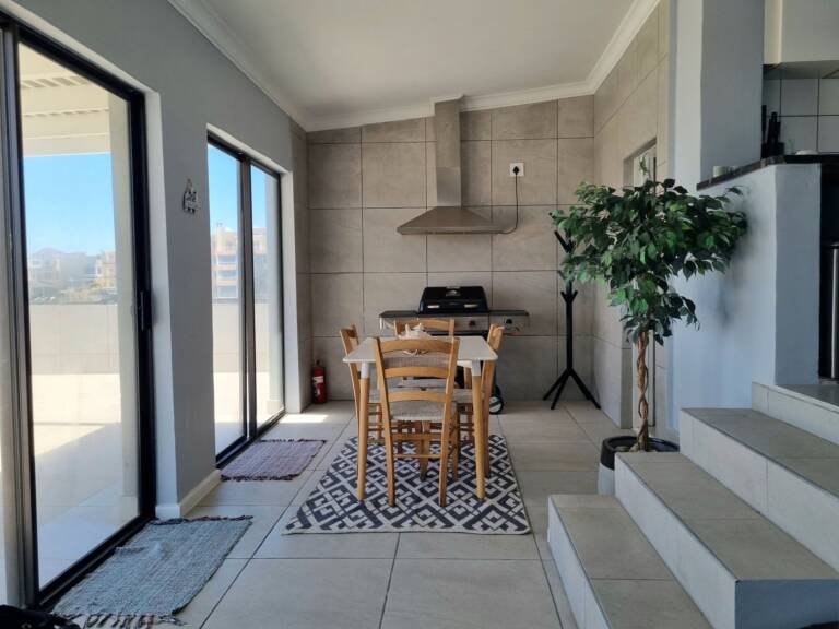 harbour place gordons bay 04 self catering with gas braai 768x576