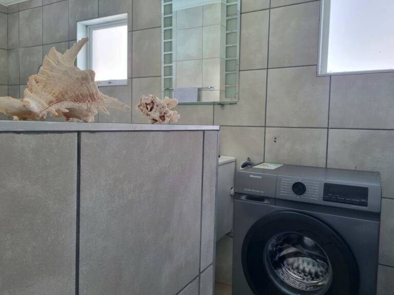 harbour place gordons bay 19 bathroom with laundry room 768x576