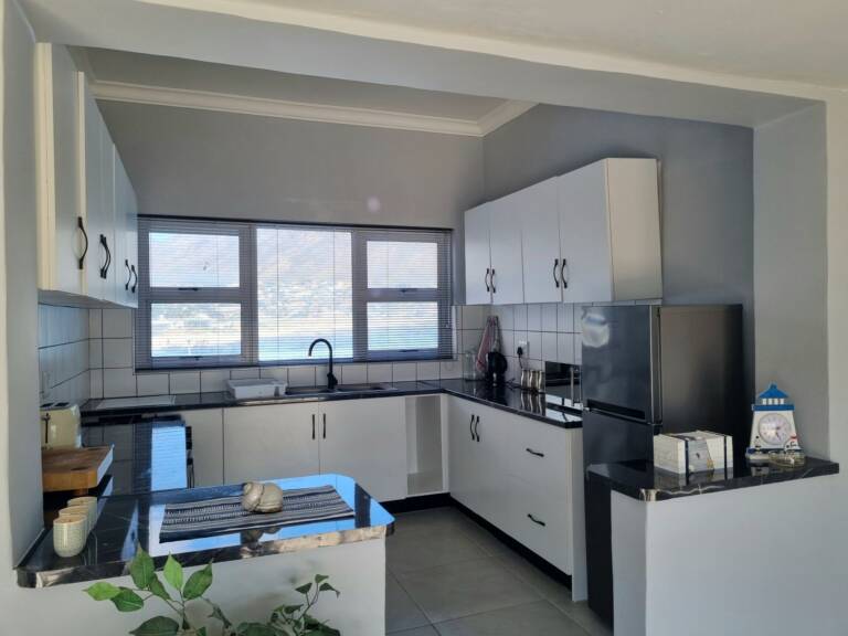 harbour place gordons bay 21 fully equipped with kitchen 768x576