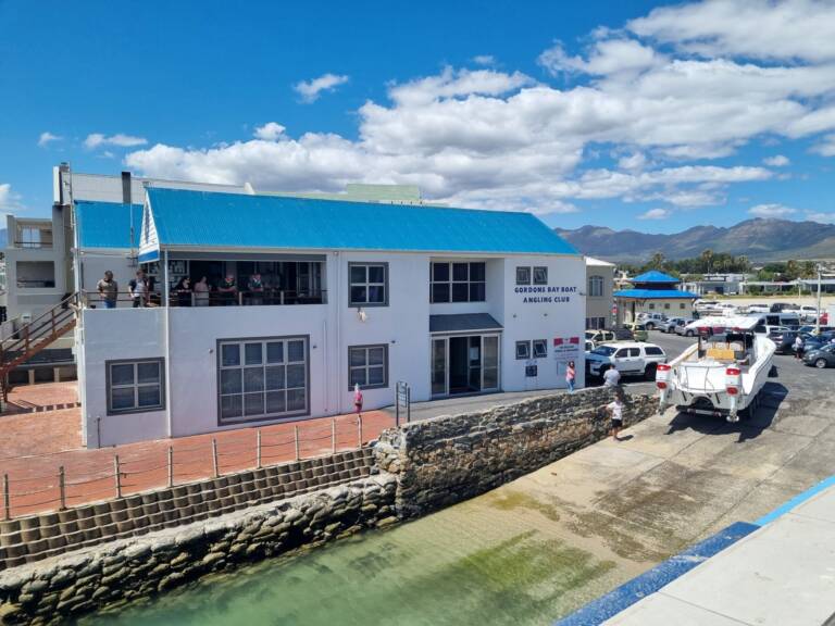 harbour place gordons bay 26 angling club with bar 768x576