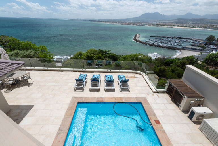 harbour views gordons bay 02 self catering holiday house with private pool and sea view 768x513