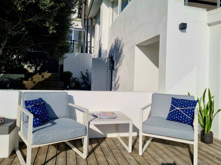 kaya moya gordons bay 22 balcony with furniture and braai 768x576
