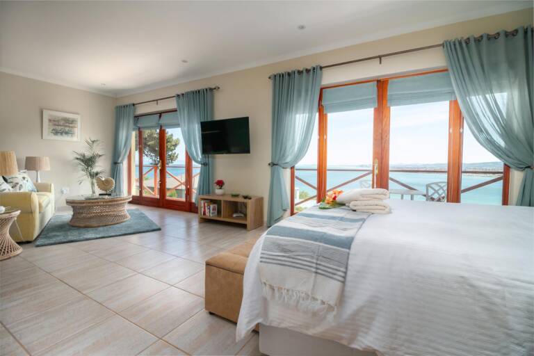 le gaulois gordons bay 06 orchidee self catering with luxury furnishings 768x512