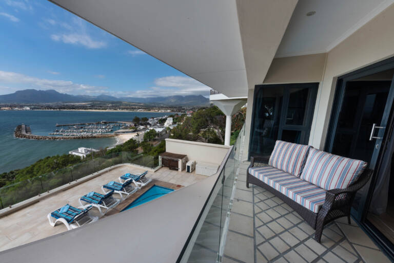 ocean views gordons bay 02 private holiday home with panoramic ocean views 768x514
