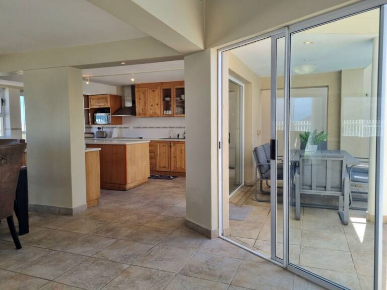 paradise tide gordons bay 14 4 bedroom villa with private pool  768x576