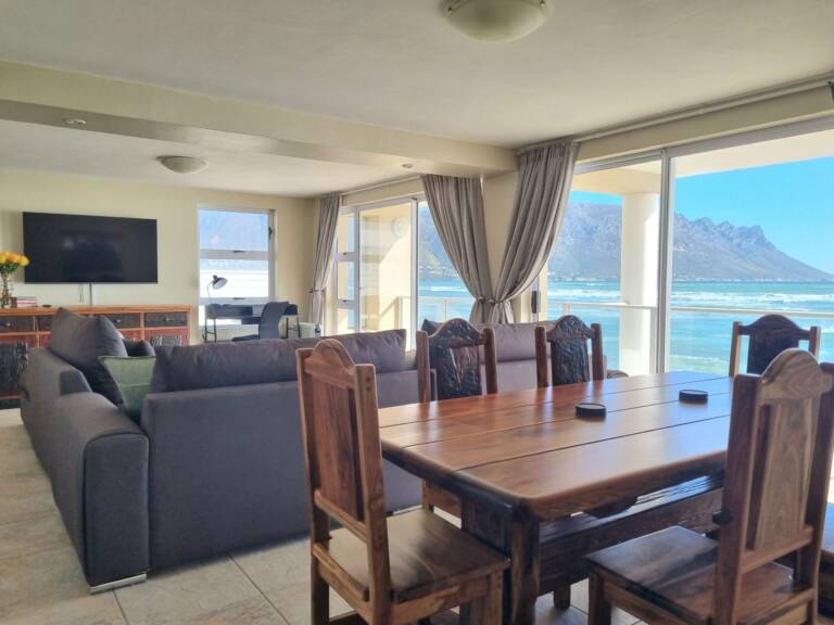paradise tide gordons bay 47 lounge and dining with tv area 768x576