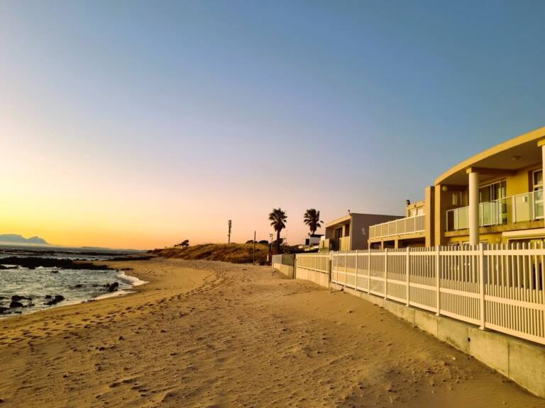 paradise tide gordons bay 53 vacation home with beach access 768x576