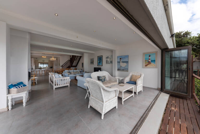 seagull cove gordons bay 05 open plan living with panoramic sea view 1 768x513